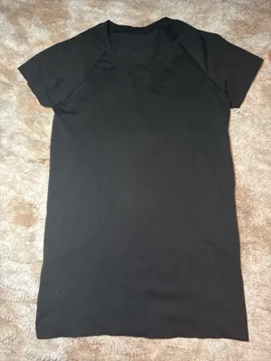 Lululemon Swiftly Tech Long Sleeve thumbnail 1