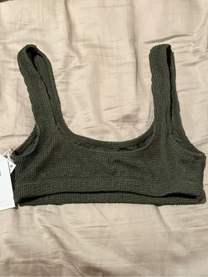 Good American Olive Textured Scoop Bralette - Deep Olive Green thumbnail 2