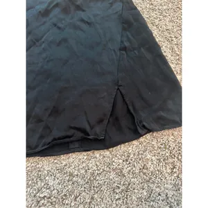 Wilfred Aritzia Muse Mini Skirt Black Viscose Side Slit Size 2 75002 thumbnail 3