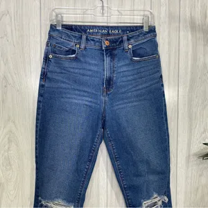 American Eagle Distressed Ripped Knee Mom Jeans size 4 thumbnail 4