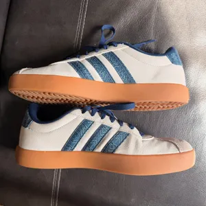 Adidas VL Court 3.0 Sneakers White Night Indigo Bandana Gum Bottom IH4809 Size 9 thumbnail 10