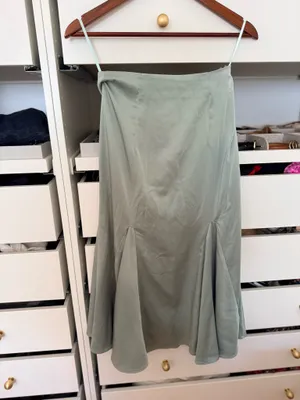 MOTF SAGE green flared pleated skirt thumbnail 3