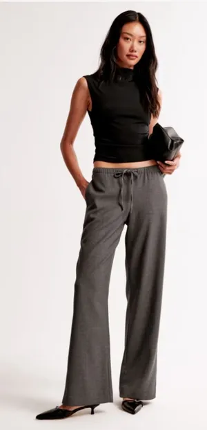 Abercrombie pants thumbnail 1