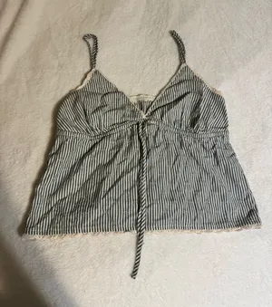 Abercrombie Top thumbnail 1