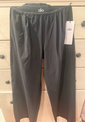 Alo Yoga Suit Up Trouser thumbnail 1