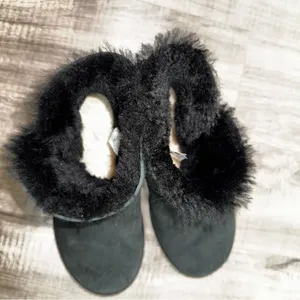 UGG Mini Bailey Button II Boots Black Size 6 thumbnail 8