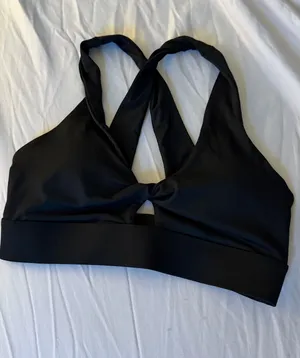Fabletics Sports Bra thumbnail 1