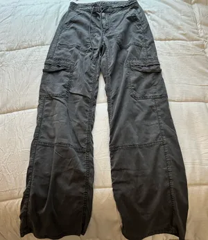american eagle gray cargo pants thumbnail 1
