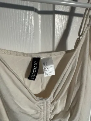 H&M Off-White Flowy Top thumbnail 5