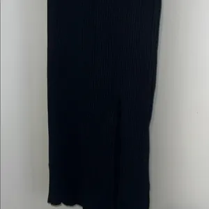 Nwt Abercrombie & Fitch Black Ribbed V-Neck Maxi Slip Dress thumbnail 3
