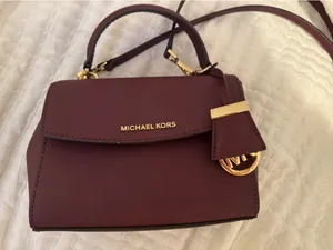 Michael Kors Purse thumbnail 1
