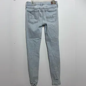 American Eagle Women Super Stretch Light Blue Denim Ripped Jegging jeans size 4‎ thumbnail 7