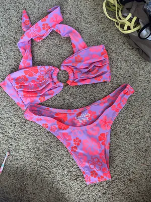 Kulani Kinis Bikini Set thumbnail 1