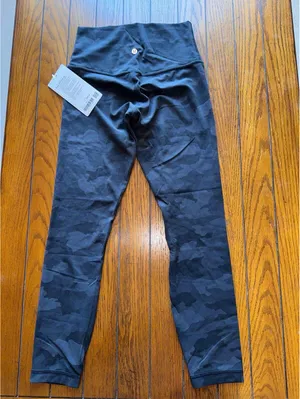 Lululemon Align High Rise 25” Heritage Camo Black H3DC Size 6 NWT thumbnail 2
