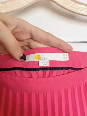Boden • Kristen Pleated Skirt in Strawberry Shortcake Pink midi coral accordion thumbnail 7