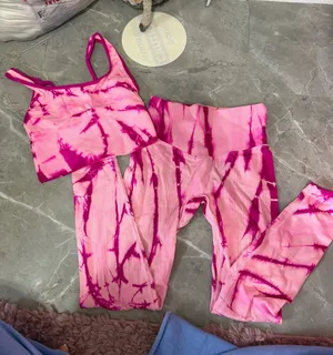 Pink workout set thumbnail 1
