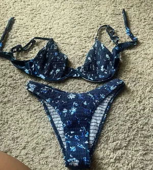 SheIn Bikini thumbnail 1