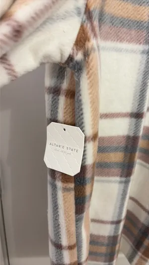 Altar’d state sweater thumbnail 5