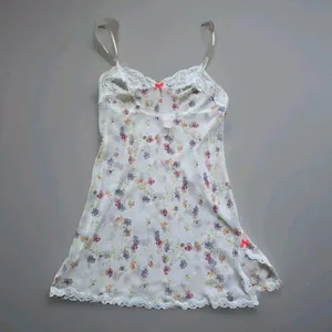 Victoria’s Secret Slip Sheer Floral Label Lace Trim Chemise Women Size Small Y2K thumbnail 2