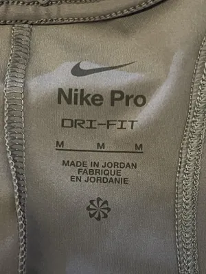 Nike Pro Tank Top Womens Medium Purple Dri-FIT High Neck Cropped Gym Athletic thumbnail 7