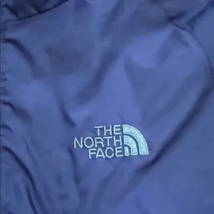 North‎ Face women’s Purple Lined Jacket size SP thumbnail 3