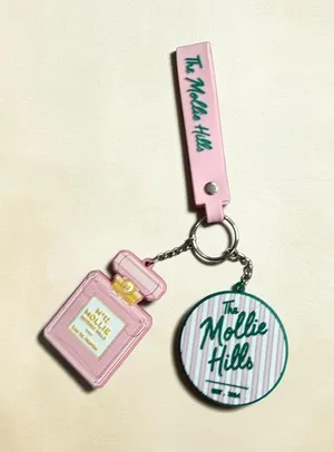 THE MOLLIE HILLS Beverly Hills Keychain NEW NWOT thumbnail 1