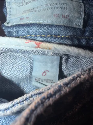 Vintage Abercrombie & Fitch Light Wash Distressed Denim Mini Skirt Size 6 thumbnail 6