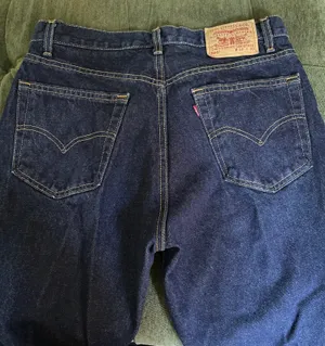 Straight-Leg Jeans thumbnail 4