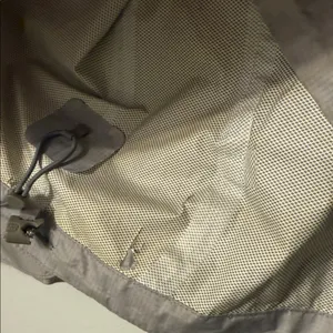Patagonia Light Gray Hooded Jacket thumbnail 4