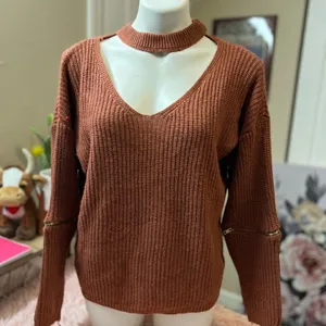 Windsor Brown sweater thumbnail 2