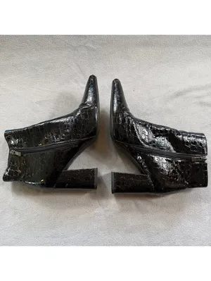 Black Faux Crocodile Embossed Pointed Toe Stiletto Ankle Boots Zip High Heel thumbnail 5