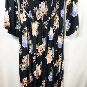 Torrid‎ Plus Sz 2X Maxi Dress Off Shoulder Black Floral Smocked Bell Sleeve 1214 thumbnail 3