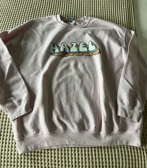 Gildan Pastel Pink Hazel Graphic Crewneck thumbnail 1