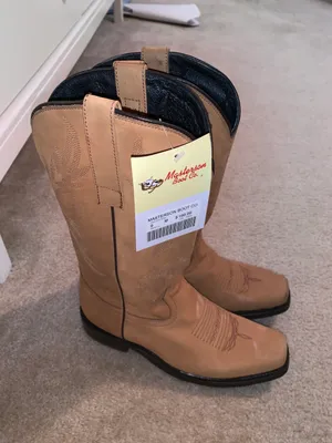 Tan Western Boots Size 9 thumbnail 1