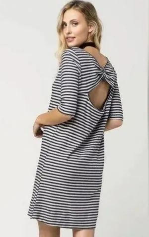 We The Free People  thumbnail 1