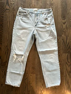 Abercrombie High Rise Mom Jeans thumbnail 1