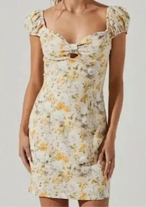 Astr Cream Floral Sweetheart Mini Dress with‎ Yellow Accents small nwt thumbnail 1