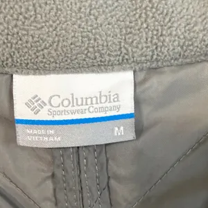 Columbia Women's Charcoal Quilted Vest thumbnail 2