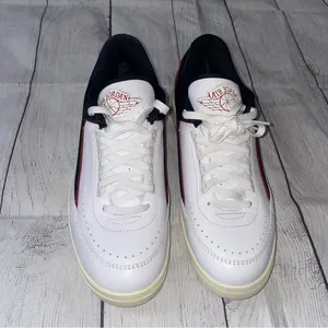 Nike Air Jordan 2 Retro Low "Chicago Twist" sneakers thumbnail 3