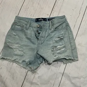 Hollister light blue high rise mom jean thumbnail 2
