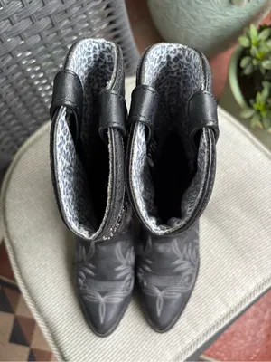 Cheyenne Women's Black Western Studded Heeled Boots Size 6.5 thumbnail 7