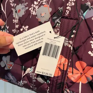 Vera‎ Bradley Ultralight Active Duffel Bag Floral Print Burgundy Lightweight thumbnail 4