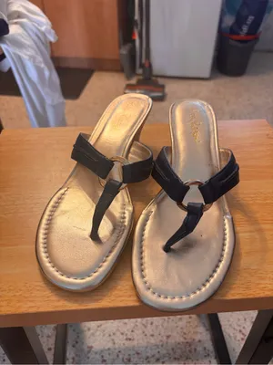 Lilly Pulitzer McKim wedge sandals size 9 thumbnail 3