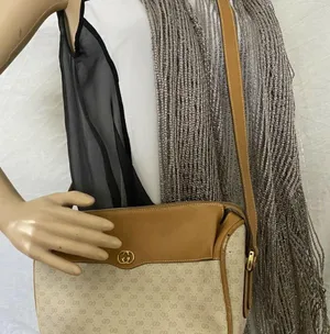 GUCCI Vintage Beige Coated Canvas/ Leather Crossbo thumbnail 10