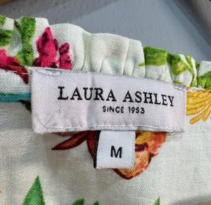 Floral Laura Ashley Linen Blend Button Up Blouse Size M EUC thumbnail 5