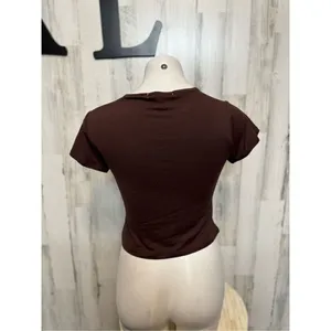Brown v neck top thumbnail 2