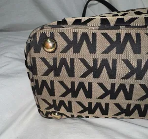 Michael Kors Large Jet Set Tote thumbnail 5