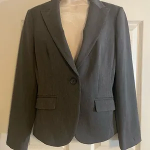 Express Gray Blazer Size‎ 6 thumbnail 1