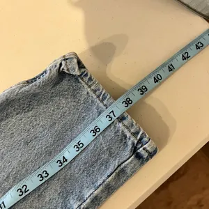 502 Levi's Light Wash 100% Cotton Low Rise Relaxed Fit Jeans Size 12 / 32 Large thumbnail 9