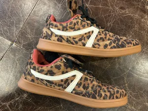 Cushionare Astro Retro SneakerLeopard Print Oversized Fold-over Skate Tongue thumbnail 9